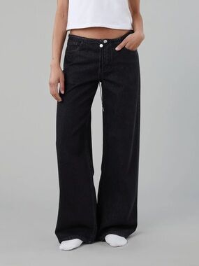 Still Here Cool Jean in Washed Black